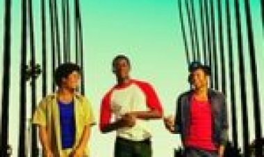 שלג צח עונה 1 מתורגם Snowfall לצפייה ישירה