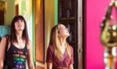 מרי + ג'יין עונה 1 לצפייה ישירה Mary + Jane לצפייה ישירה