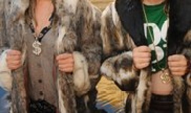 Idiotsitter – עונה 1 לצפייה ישירה