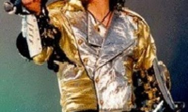 מייקל ג'קסון בהופעה מרהיבה מתוך מסע ההופעות מומלץ מאוד לצפייה ישירה