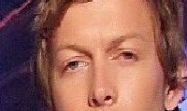 עפר שכטר בריאיון חושפני: 'מדמיין את עצמי אבא'