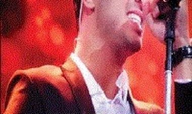 מאור אדרי – הגבר שכבש – הופעה חיה בקיסריה – אלבום כפול – האלבום המלא -2014