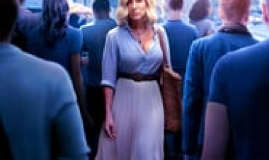 כאן ועכשיו לצפייה ישירה עם תרגום מובנה | Blue Night