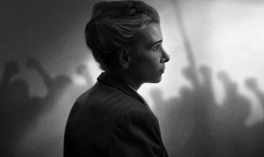 חברים יקרים לצפייה ישירה עם תרגום מובנה | Dear Comrades