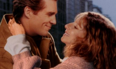 שתי פנים למראה תרגום מובנה / The Mirror Has Two Faces לצפייה ישירה