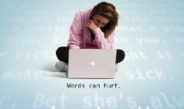 צפייה ישירה בריון ברשת | Cyberbully