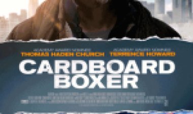 Cardboard Boxer ללא תרגום לצפייה ישירה