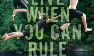 מלכי הקיץ תרגום מובנה לצפייה ישירה