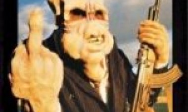 טעם רע תרגום מובנה Bad Taste לצפייה ישירה