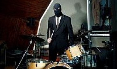 צליל הרעש תרגום מובנה לצפייה ישירה