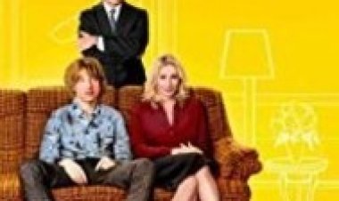 שניים בדירה אחת לצפייה ישירה עם תרגום מובנה | Crash Pad