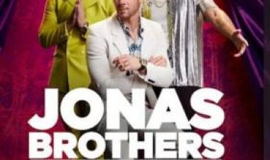 האחים גונאס קטילה משפחתית לצפייה ישירה עם תרגום מובנה | Jonas Brothers Family Roast