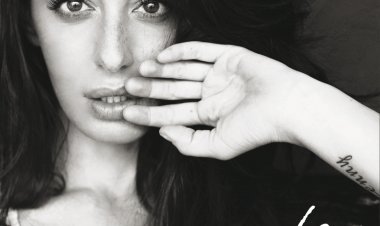 מאיה בוסקילה – נושמת אלבום להורדה