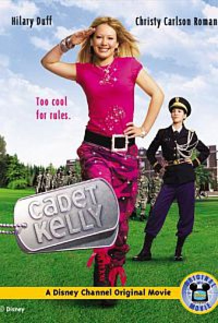 הצוערת קלי תרגום מובנה Cadet Kell לצפייה ישירה