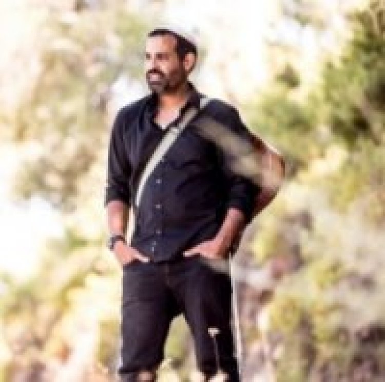 אודי דוידי – מי זאת אלבום להורדה