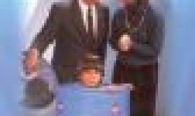 ילד במתנה | Konrad