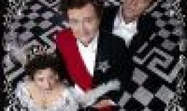 בני הנוער הצעירים | The Young Visiters