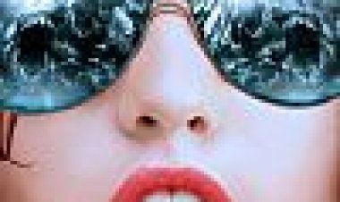 פיראנה 3DD | Piranha 3DD