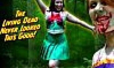 זומבי המעודדת מחנה כתובית | Zombie Cheerleader Camp Subtitle