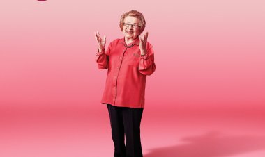 תשאלו את דר רות כתובית | Ask Dr. Ruth Subtitle"