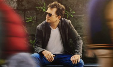 עדיין: סרט על מייקל ג'יי פוקס כתובית | Still: A Michael J. Fox Movie Subtitle