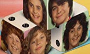 פרצ'יס: צבעי התהילה כתובית | Parchֳ­s: The Documentary Subtitle