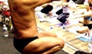 ביקראם: יוגי, גורו, טורף כתובית | Bikram: Yogi, Guru, Predator Subtitle