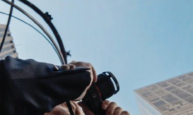 הנרי דאומן: להסתכל למעלה כתובית | Henri Dauman: Looking Up Subtitle