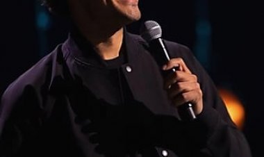 טרוור נואה: הלוואי שהיית כתובית | Trevor Noah: I Wish You Would Subtitle