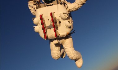 14 דקות מכדור הארץ כתובית | 14 Minutes from Earth Subtitle