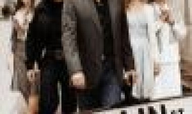 רחוב ראשי כתובית | Main Street Subtitle