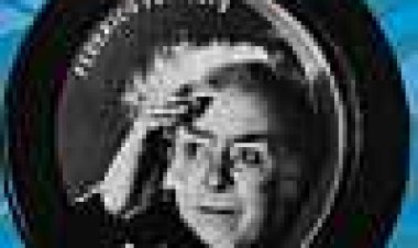 והספינה שטה כתובית | E La Nave Va Subtitle