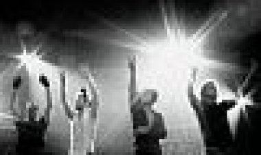 בון ג'ובי: הופעה חיה במדיסון סקוור גארדן כתובית | Bon Jovi: Live At Madison Square Garden Subtitle