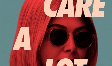 אכפת לי כתובית | I Care a Lot Subtitle