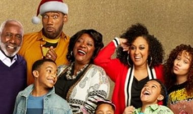 משפחה אחת בחג המולד כתובית | A Family Reunion Christmas Subtitle