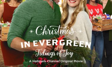 חג בעיירה: מכתבים לסנטה כתובית | Christmas in Evergreen: Letters to Santa Subtitle