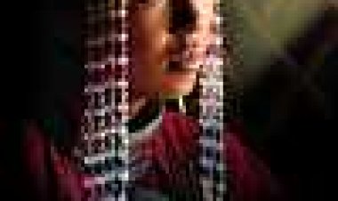 הנישואין של טויה כתובית | Tuya's Marriage Subtitle