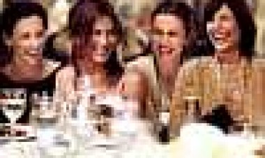 חברות עם כסף כתובית | Friends With Money Subtitle