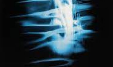 שוכני המצולות כתובית | Deep Rising Subtitle